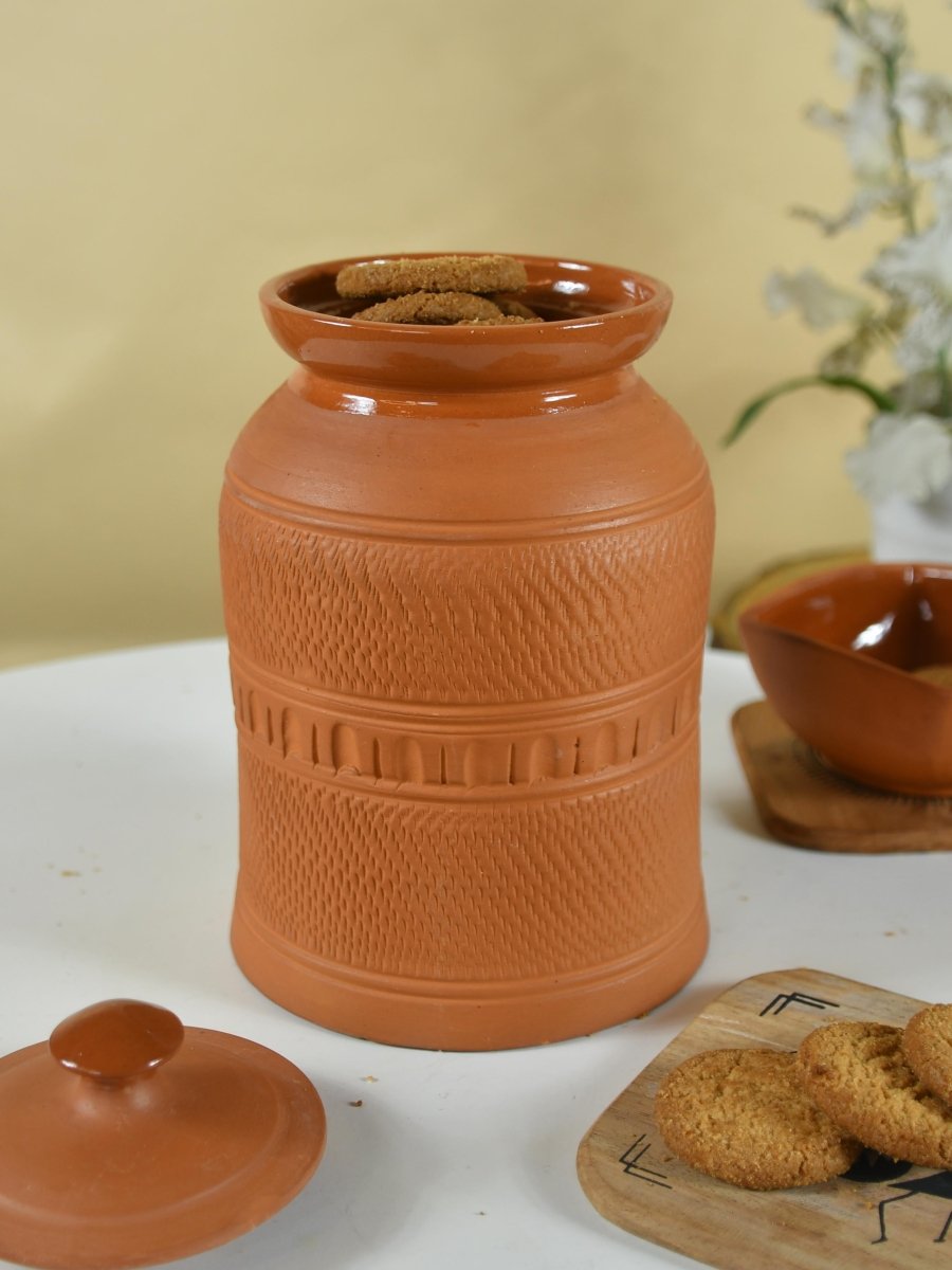 Artisan Terracotta Jar: Stylish Home & Kitchen Storage