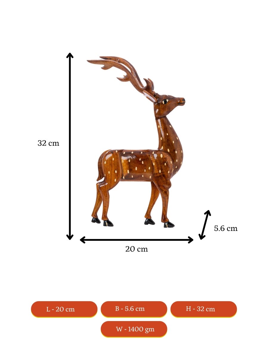 Artisan Wooden Deer Set: Exquisite Home Decor