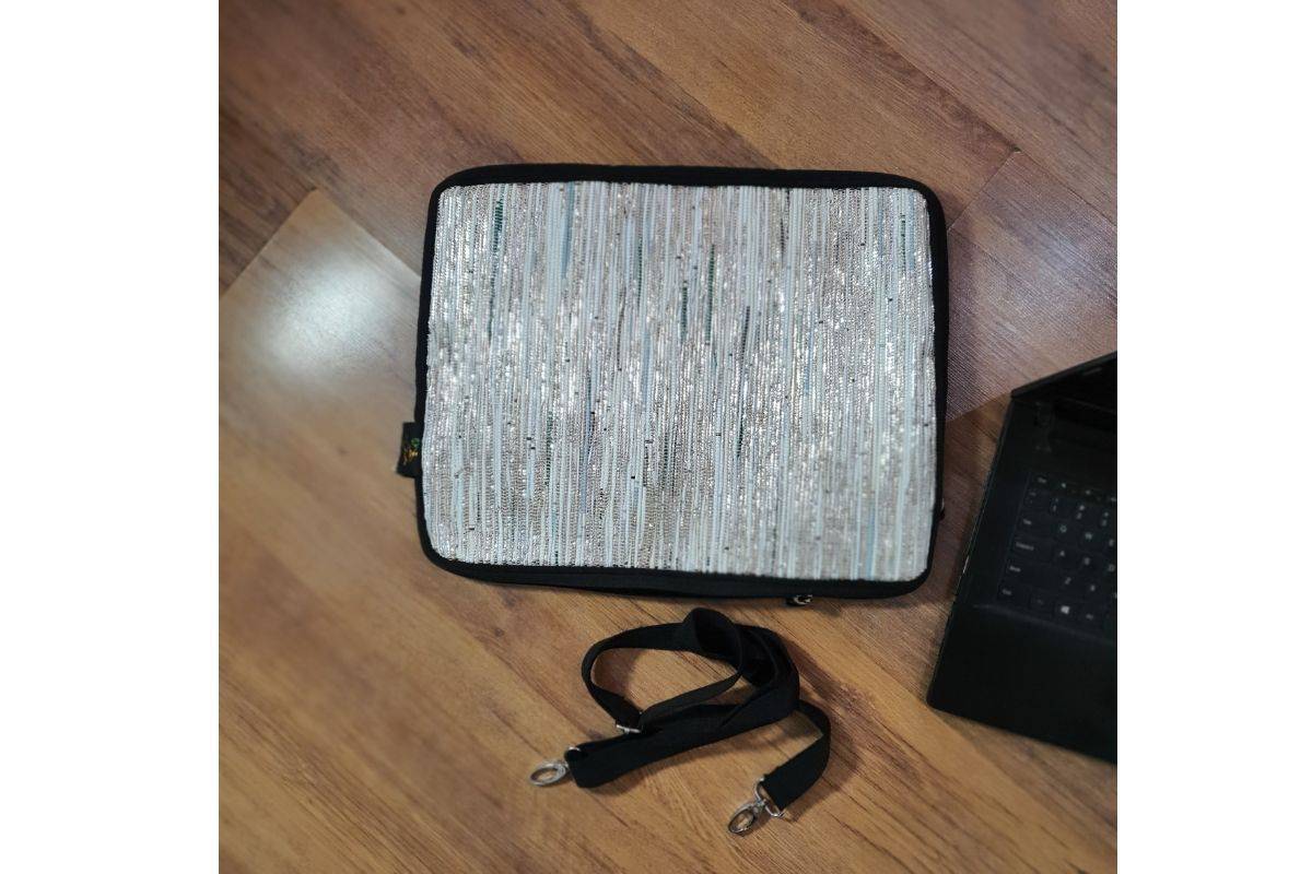 Laptop Sleeve with Belt 16"