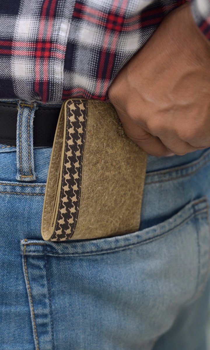 Natural Mens Wallet | Made of coconut leather