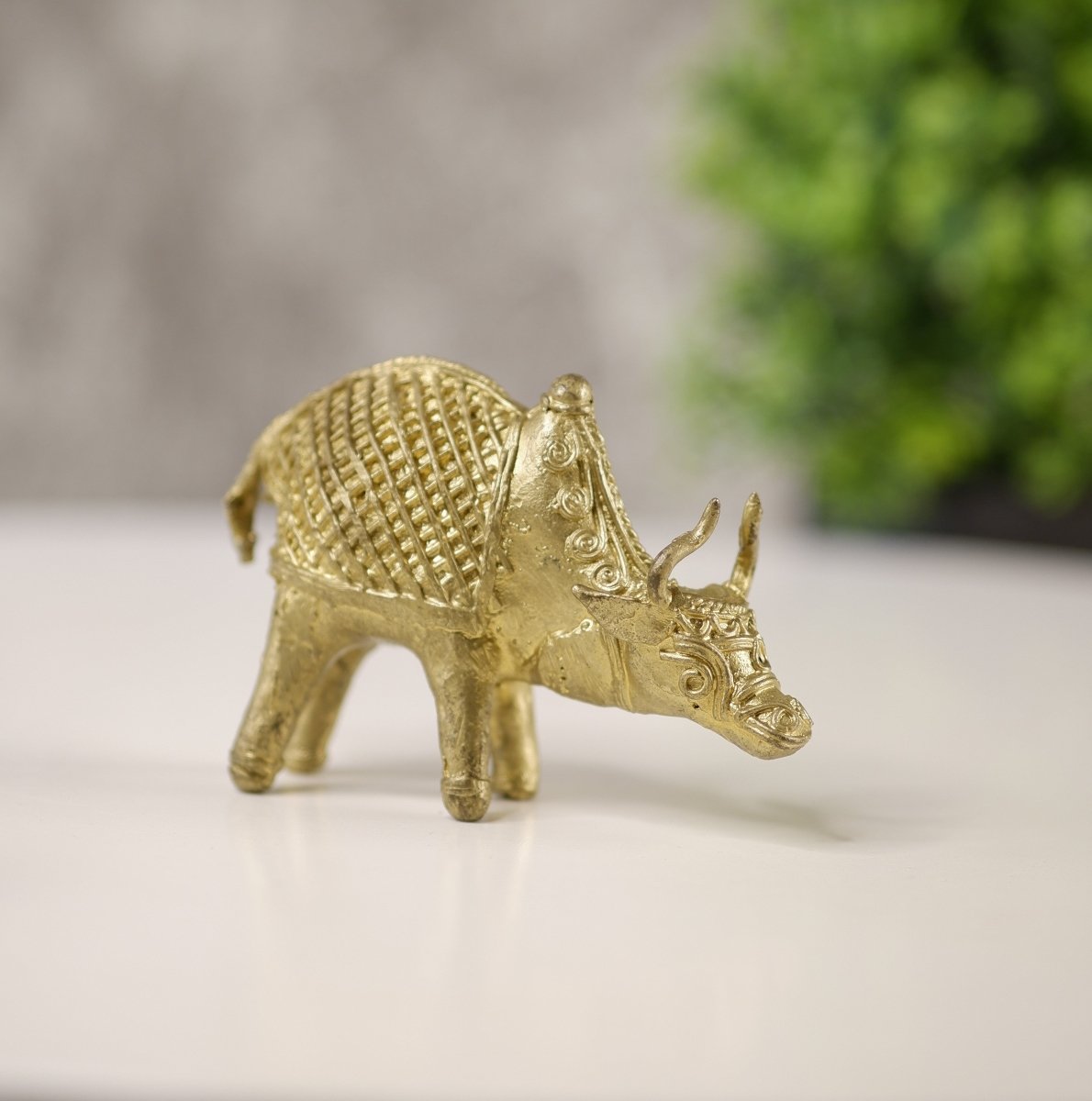 Dokra Ox: Brass Tabletop Masterpiece for Unique Home Decor-0